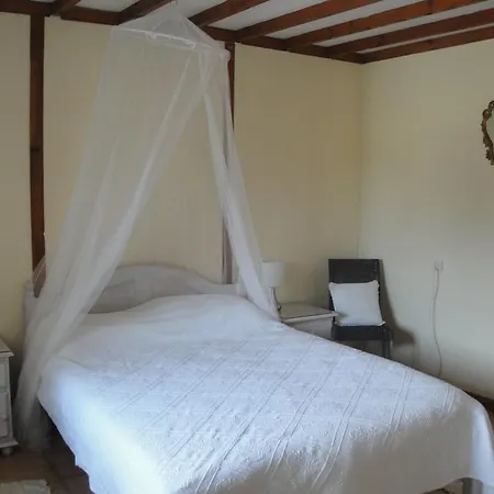 Les Bouillons Bed & Breakfast