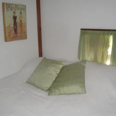 Les Bouillons Bed & Breakfast *
